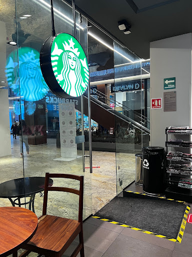 Starbucks Plaza Satélite II (N1)