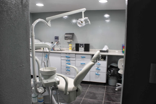 Smile Lounge Mexico Rehabilitacion bucal integral e implantologia