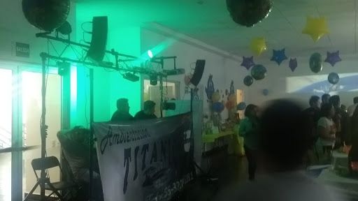 DJ para fiestas sonido alquiler miguel hidalgo azcapotzalco Titanic
