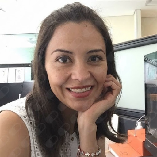 Dra. Linda Liliana Muñoz Hernandez, Endocrinólogo