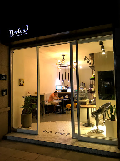 Dali's Sugar Salon