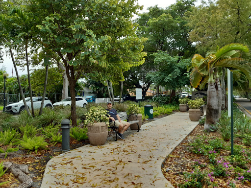 Cuban Memorial Boulevard Park