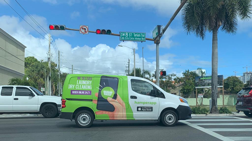 Miami Brickell Cleaners & Coin Laundry delivers | Hamperapp