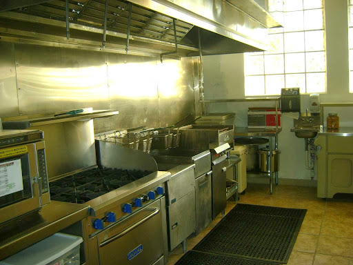 Commercial Kitchen 305