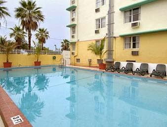 Days Inn & Suites Miami/North Beach Oceanfront