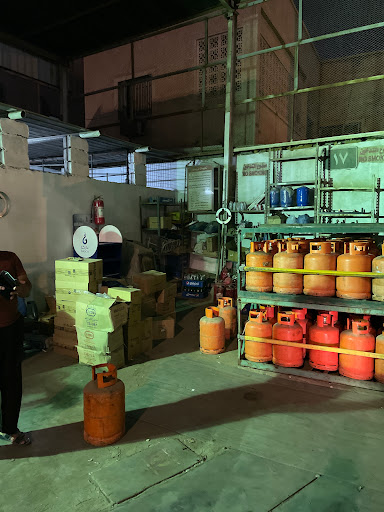 Gas Cylinder and LPG refilling center