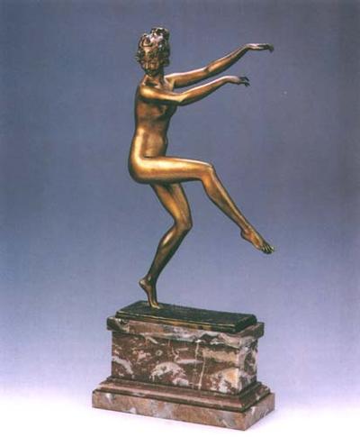 NAGA TANCERKA