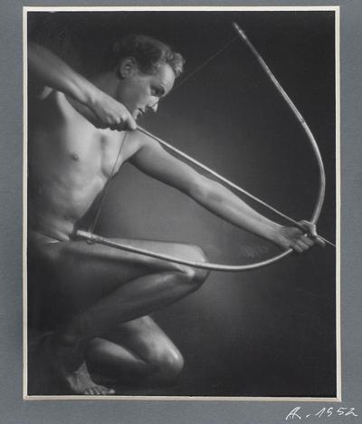 HENRYK TOMASZEWSKI – STRZELEC, 1952