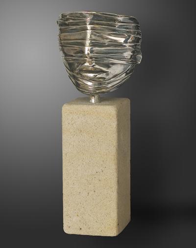 GłOWA W DRAPERII, 1977