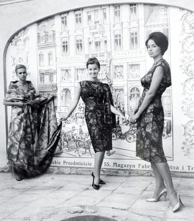 MODA POLSKA, 1960 (ODB. Z LAT 90.)
