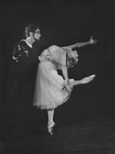 RENATA SMUKAŁA I STANISŁAW SZYMAŃSKI, 1968