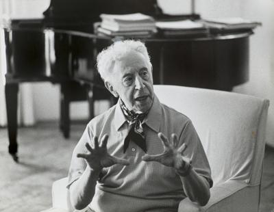 ARTUR RUBINSTEIN (POKAZUJE RĘCE), MARBELLA 1969
