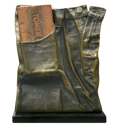 CEGŁA W KIESZENI DŻINSÓW, 1977