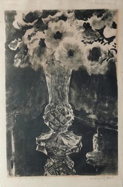 Anemony w kryształowym wazonie