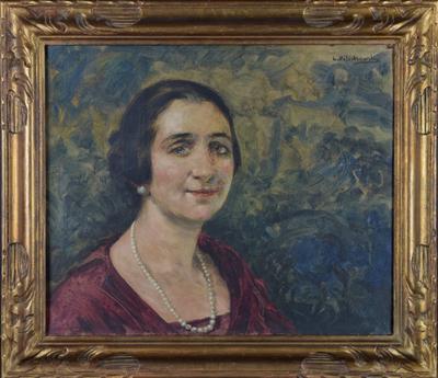 Portret kobiety z perłami
