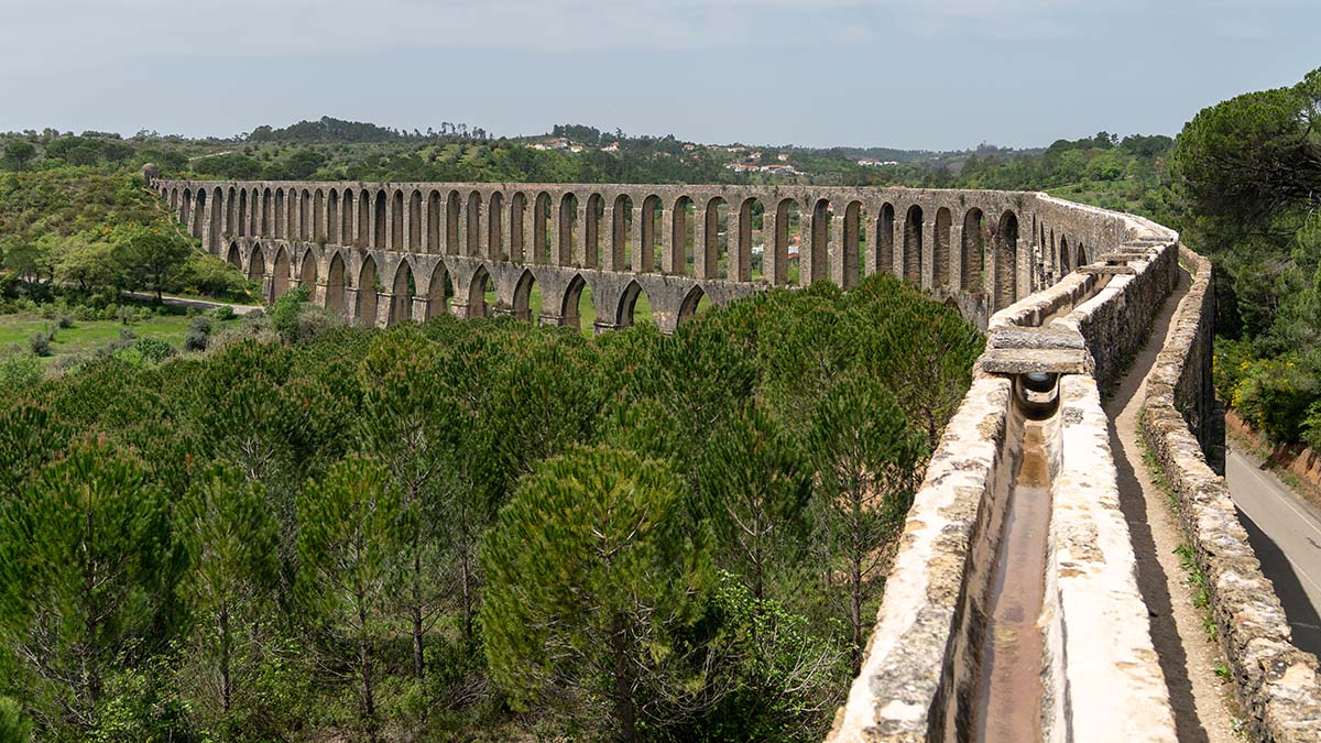 Aqueduct of Pegoes