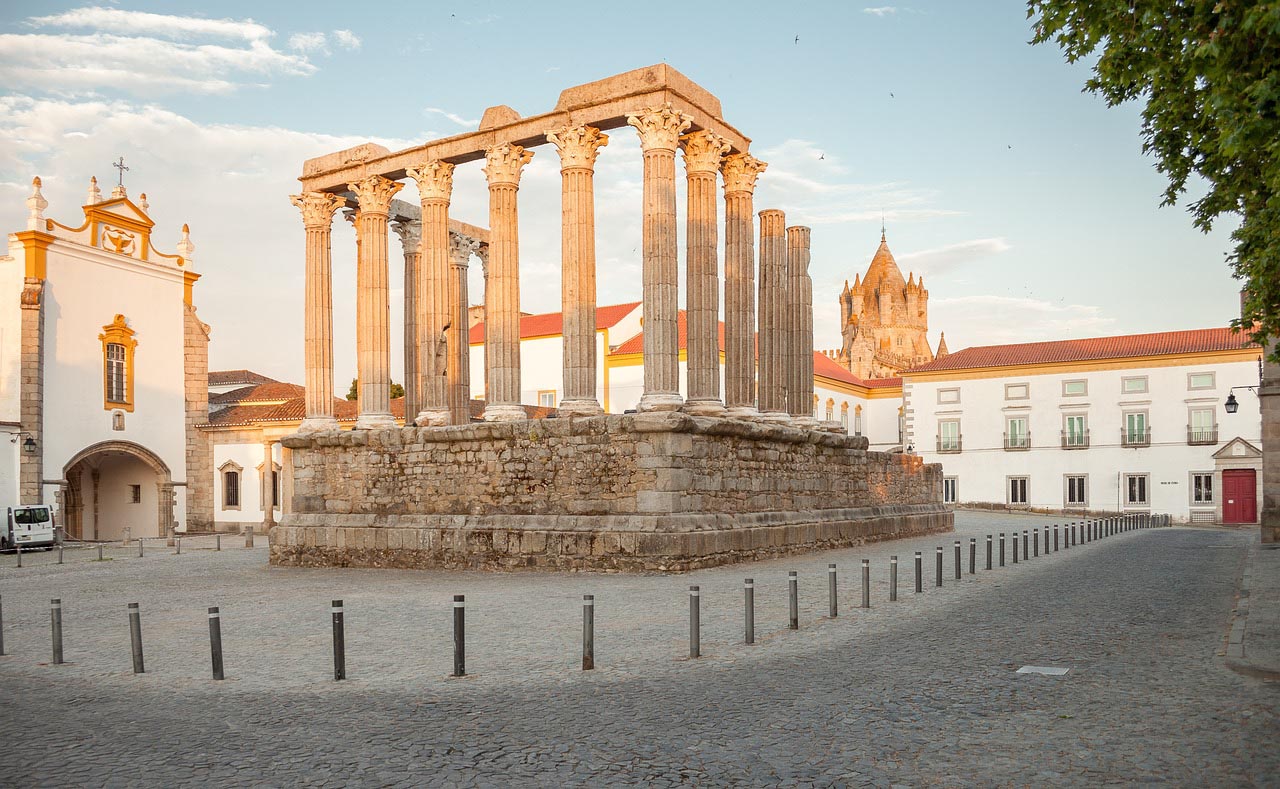 Cork Monument