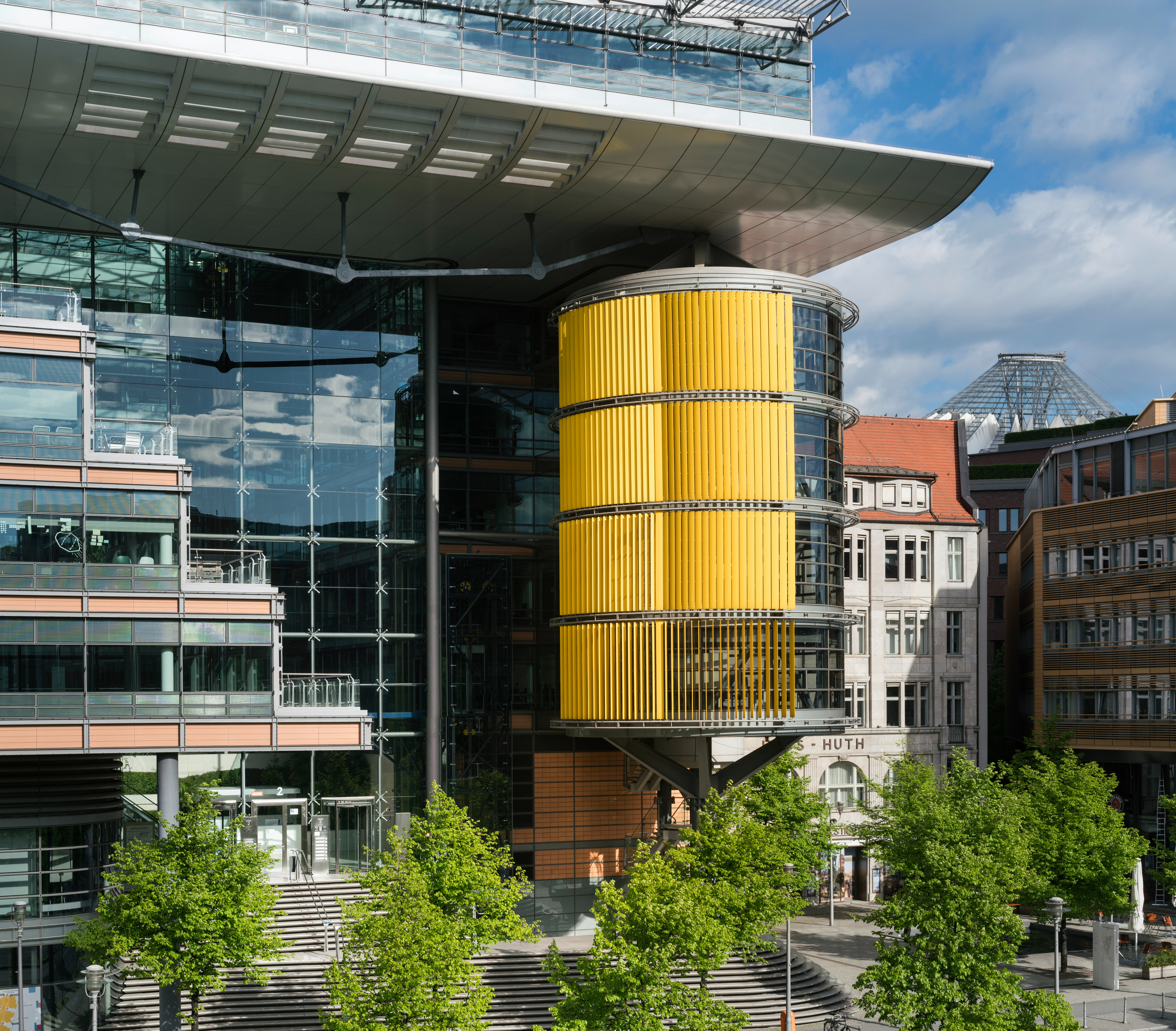 Image of "Roger Twins" building