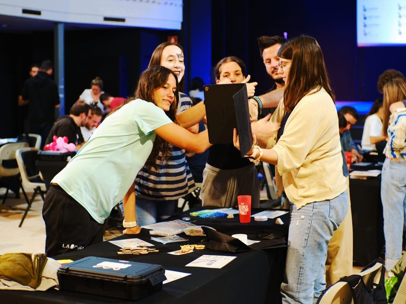 Tipos de actividades de team building para grupos grandes