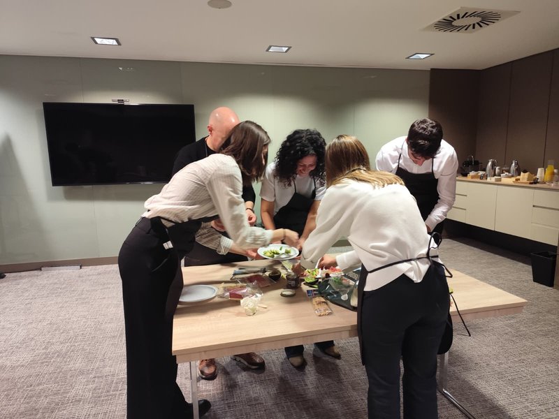 Organize your team building activity in Madrid