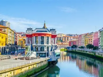 Escape Room for Large Groups in Bilbao