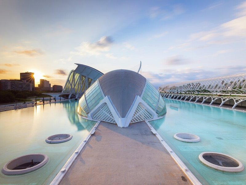 Where to do team building in Valencia