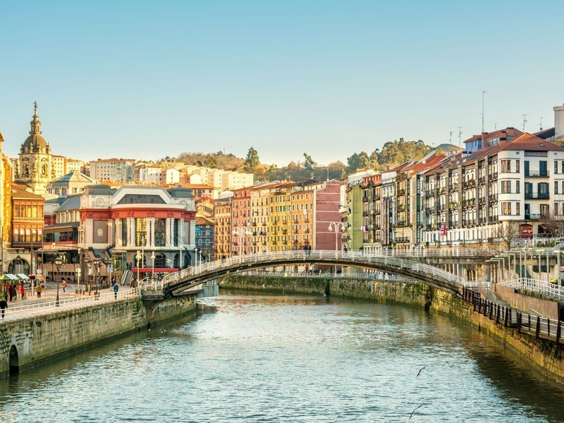 Types of Team Building Activities in Bilbao