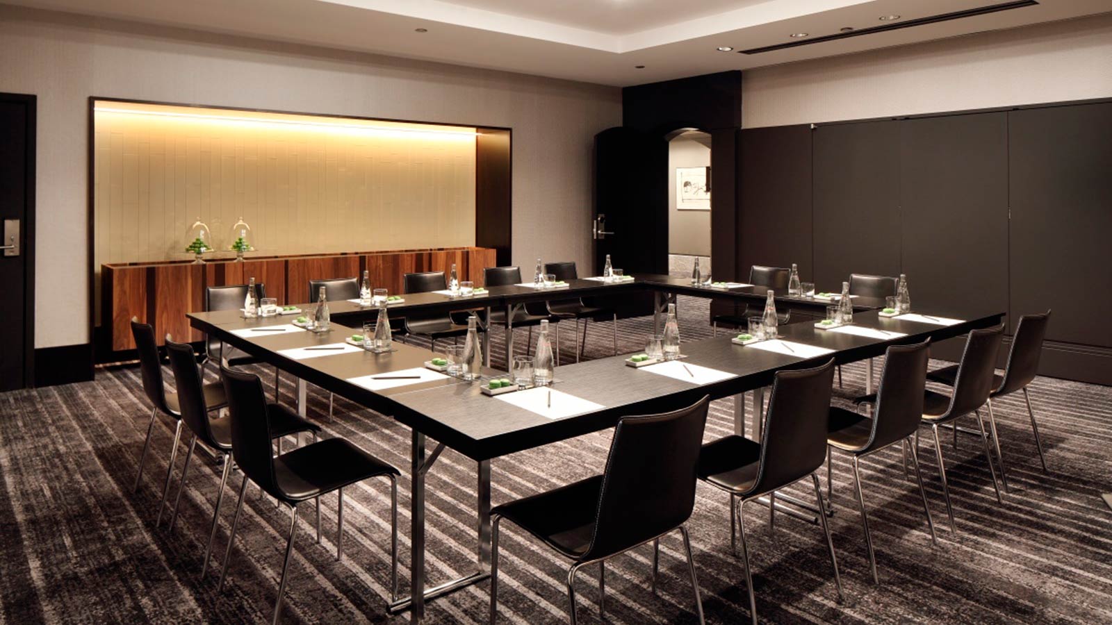 Hotel Arts Barcelona - Image 2