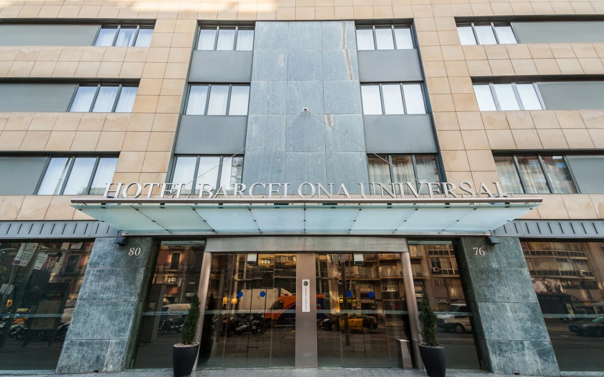 Hotel Barcelona Universal - Image 1