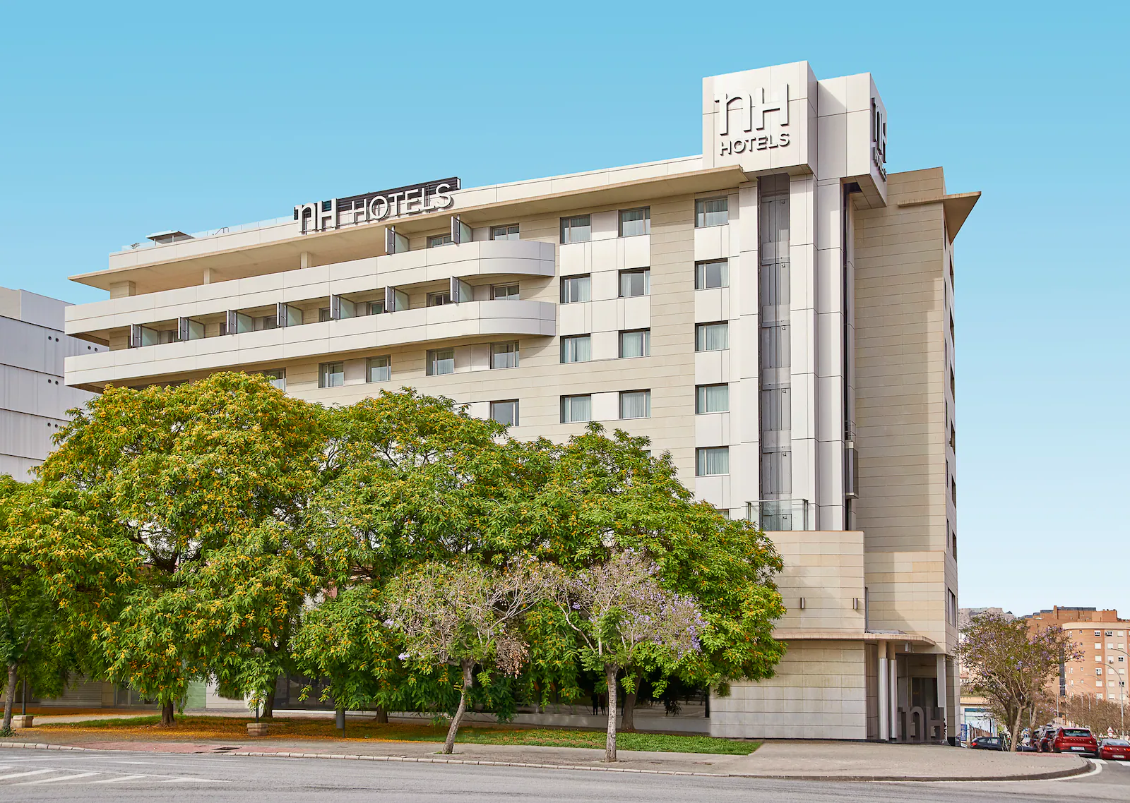 Hotel NH Alicante - Image 1