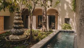 Hotel Palau Fugit - Image 1