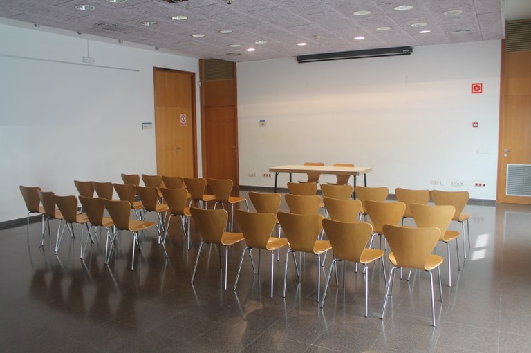 La Fàbrica-Centre Cívic - Image 1