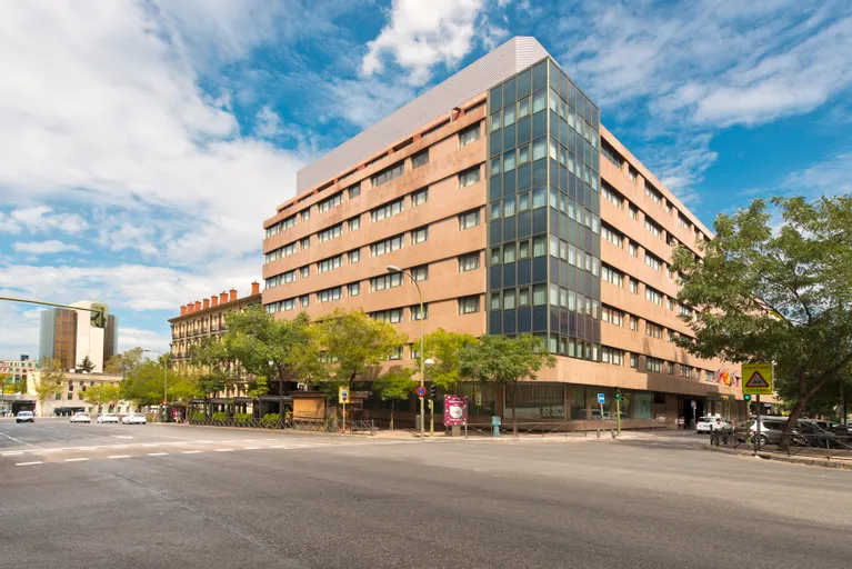 Meliá Madrid ciudad Serrano