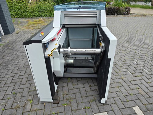 Offer 374994, a HUNKELER UW 6 from 2010