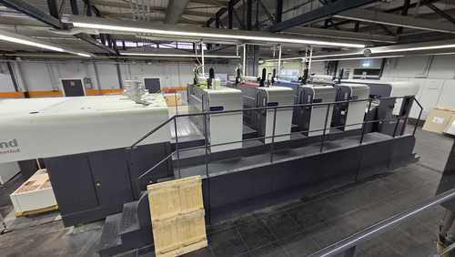 Offer 381632, a ROLAND R 704 (2000+) from 2016