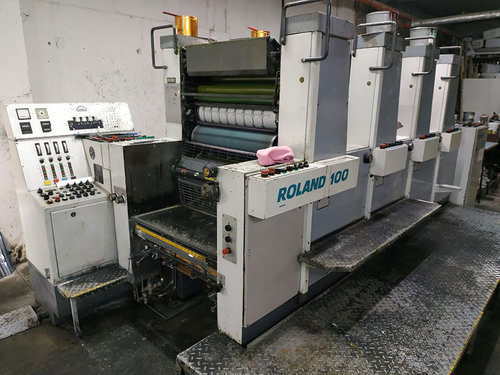 Offer 344130, a ROLAND R 104 T 01 from 1993