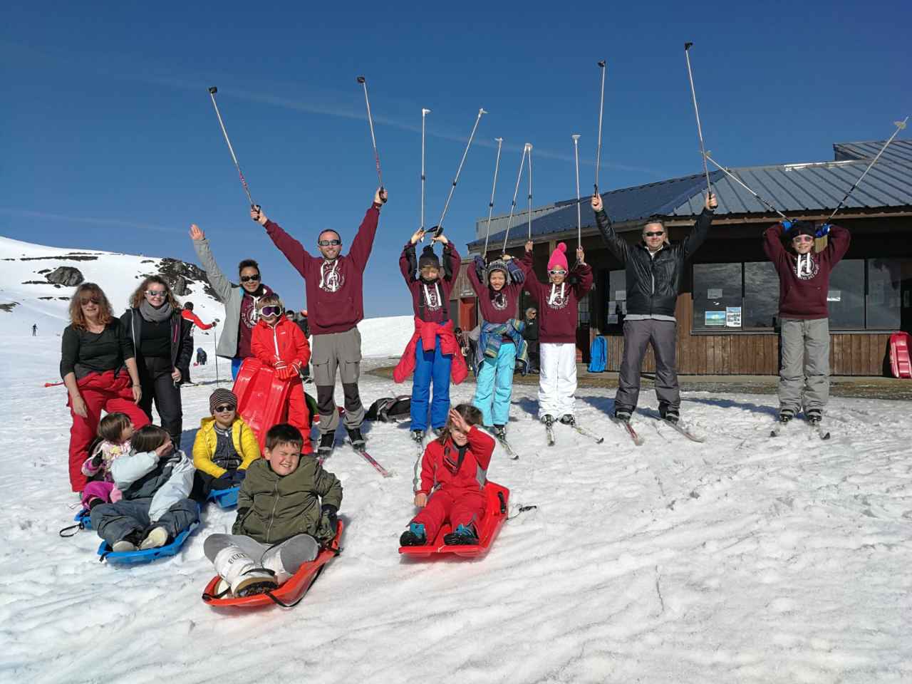 Enfants de Choeur, ski, luges et boules de neiges