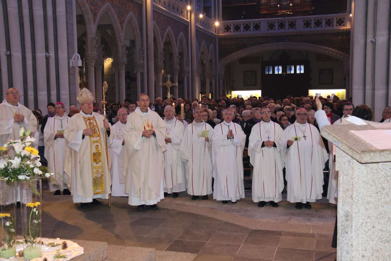 Pèlerinage des évêques au sanctuaire de Pontmain