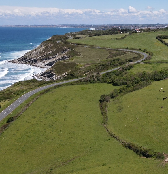 La route de la Corniche, de Sokoa à Hendaye : pétition pour son maintien, un référendum ?