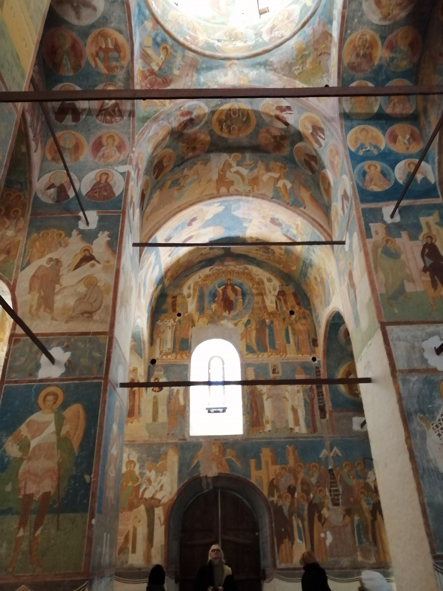 zzTradition1 Pherapontovo cathédrale Nativité Vierge fresques Dionis.jpg