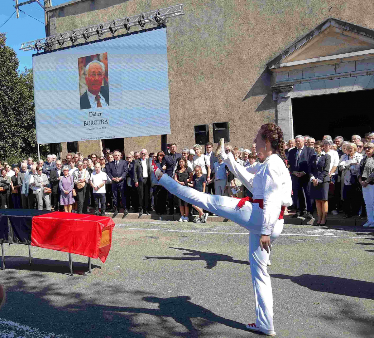 Biarritz : les obsèques de Didier Borotra à l'église Saint-Martin