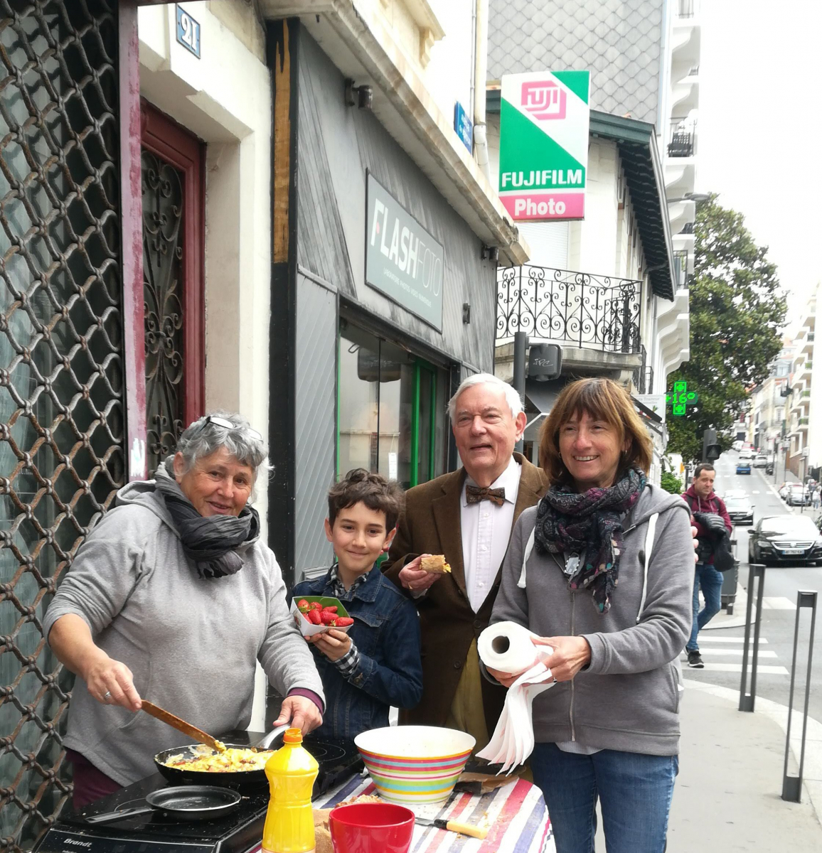 Omelette pascale et chasse aux oeufs de Pâques à Biarritz