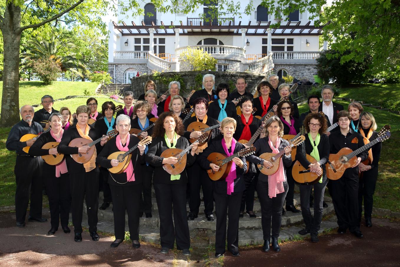 Rencontre basco-catalane et derby basque autour de la mandoline !