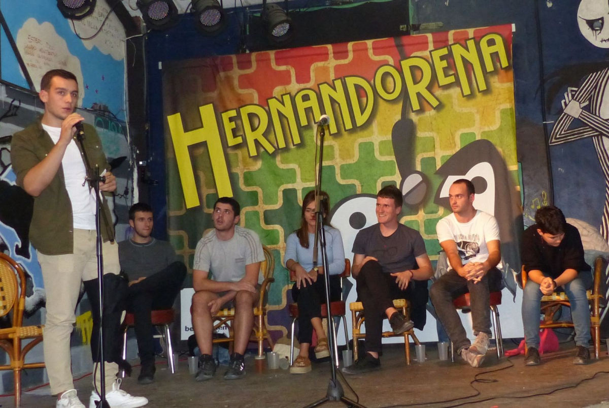 "Hernandorena", le tournoi des jeunes bertsularis/improvisateurs basques