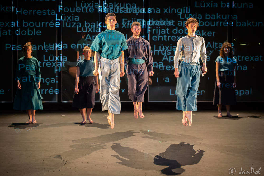 Théâtre de Bayonne : une nouvelle approche de la danse traditionnelle basque