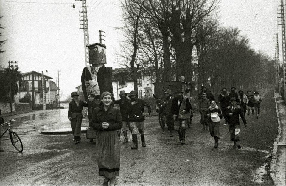 Hendaye Carnaval 1948n-1.JPG