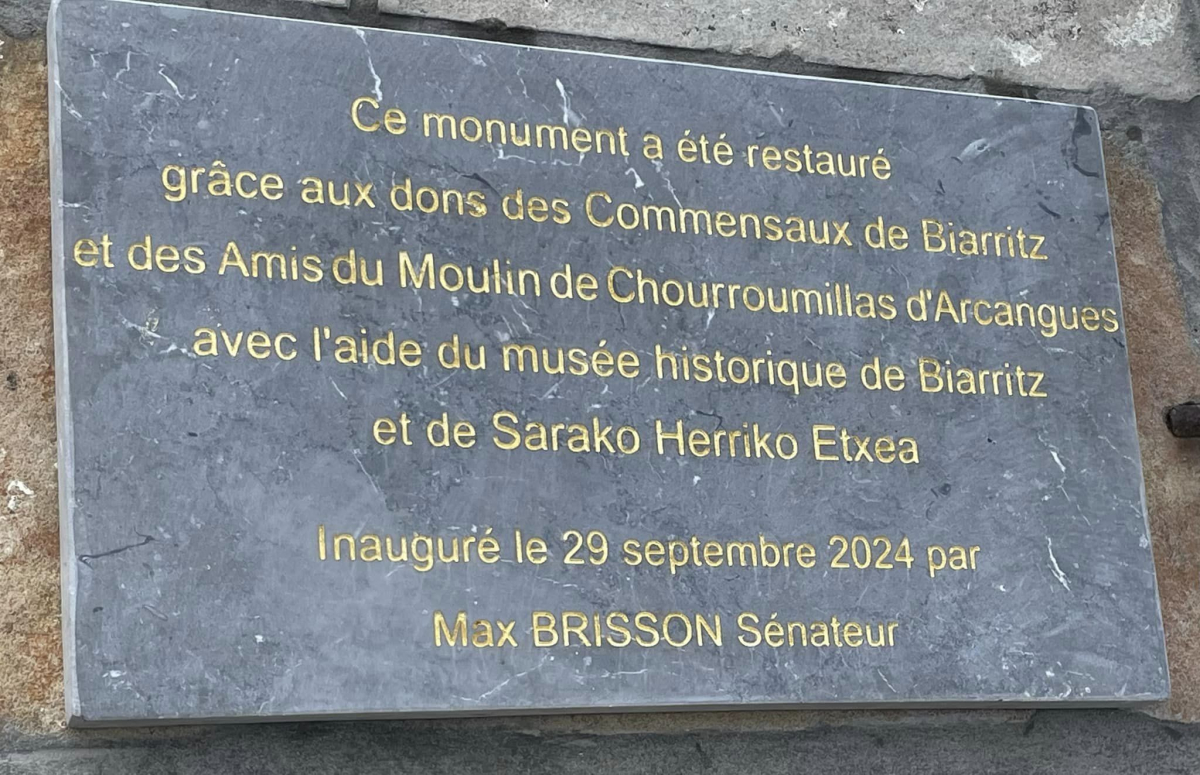 plaque.jpg