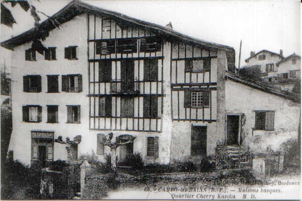 Maison Biskotx-Enia, plus tard Behereko Etchea (rue Xerri Karrika à Cambo).jpg