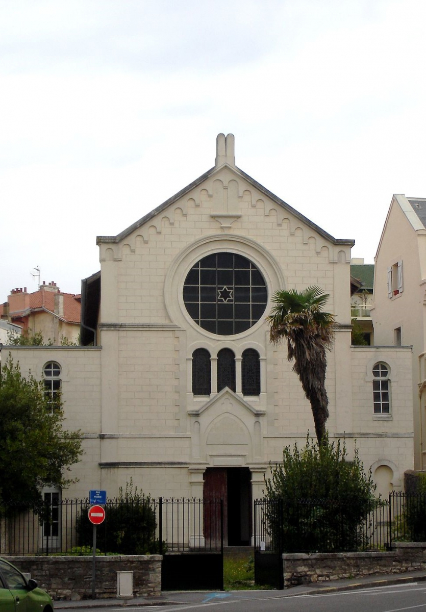 3La synagogue de Biarritz.jpg