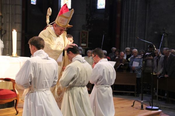 Bayonne : trois nouveaux prêtres ordonnés dimanche 25 juin à la cathédrale